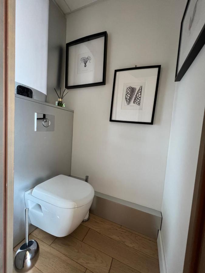 A La Nuitee, Grand Design Le Vinci Apartment *
